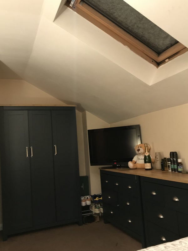 Room Rochdale Road in Royton