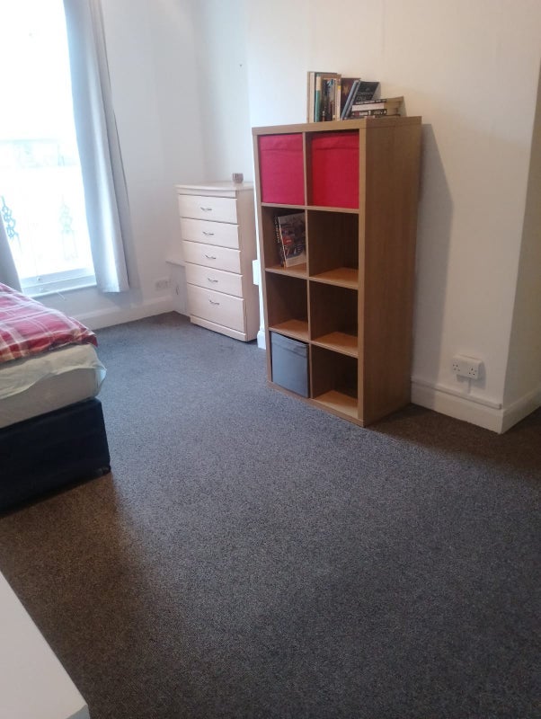 Room Marylands Road in City of Westminster