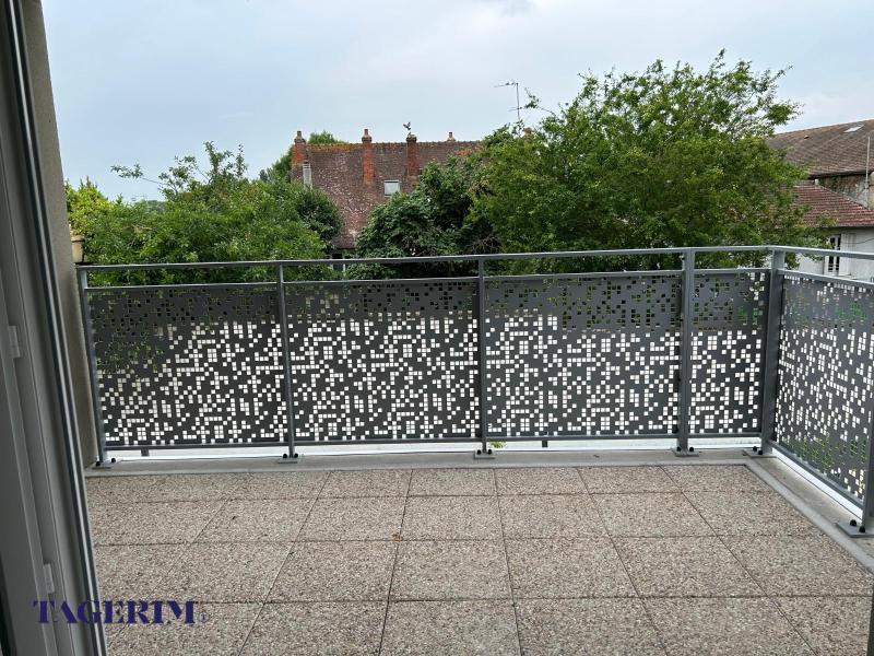 Flat Boulevard Aristide Briand in Melun
