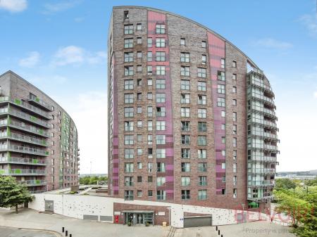 Flat South Accommodation Road in Leeds