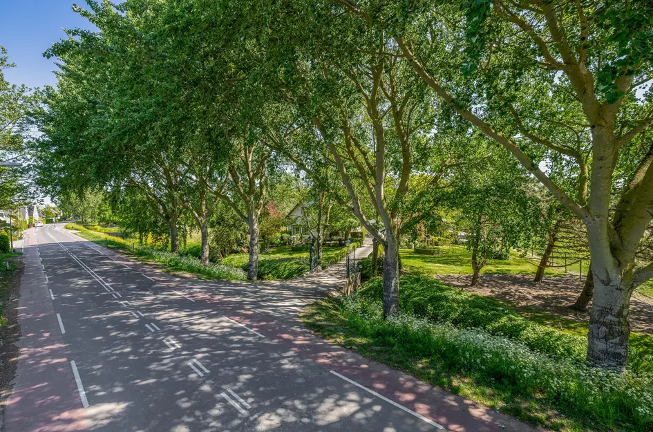 Vrijstaande woning te koop: Stougjesdijk 236, Oud-Beijerland