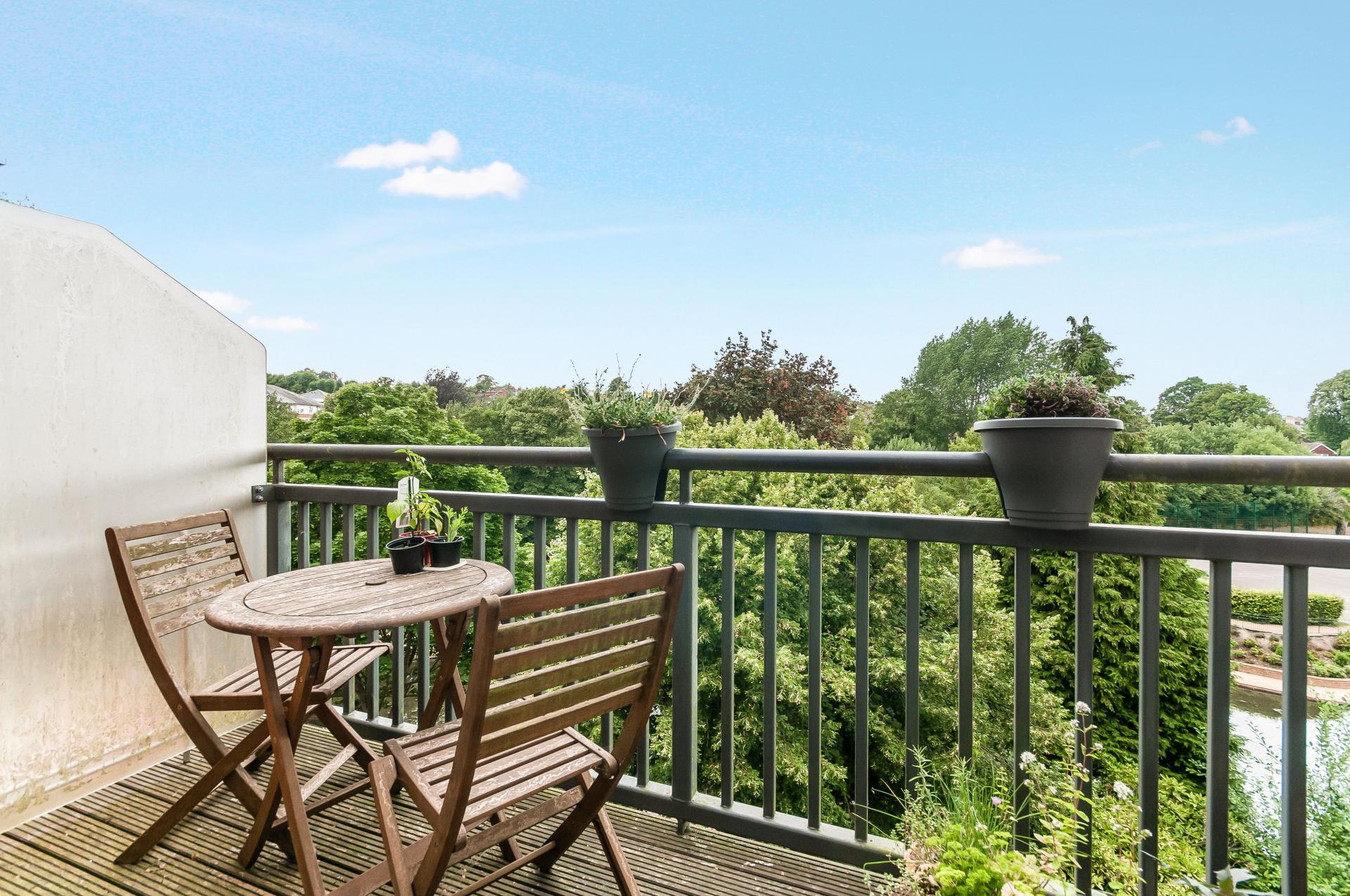 Flat Medway Drive in Tunbridge Wells