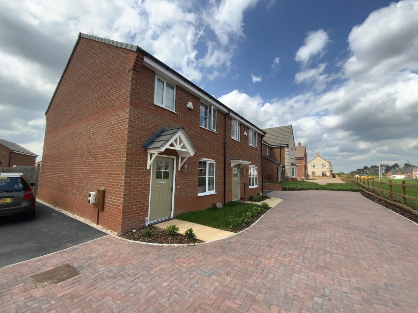 House Power Close in Bishop's Tachbrook