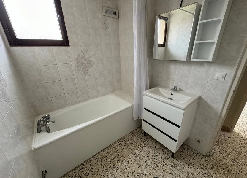 Appartement Avenue Jules Ferry à Beaucaire