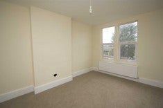Flat Wimborne Road in Southend-on-Sea