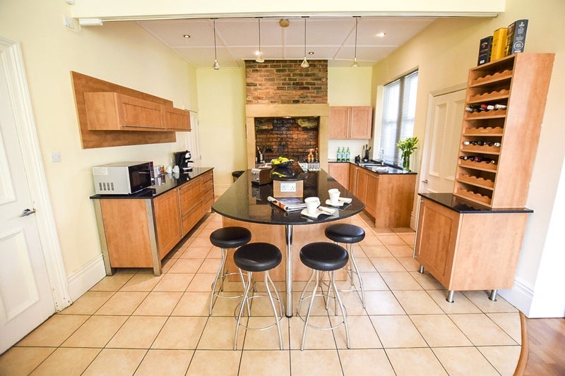 Room Cavendish Place in Newcastle upon Tyne
