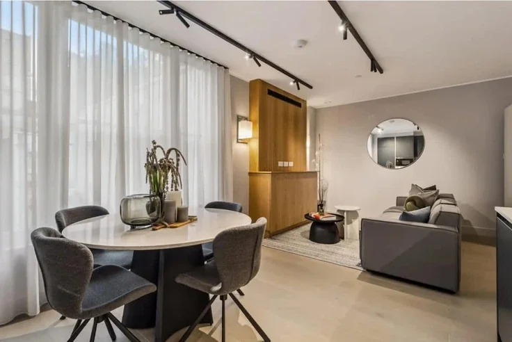 Flat Clenston Mews in City of Westminster