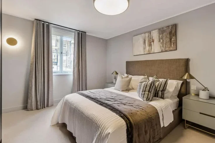 Flat Clenston Mews in City of Westminster
