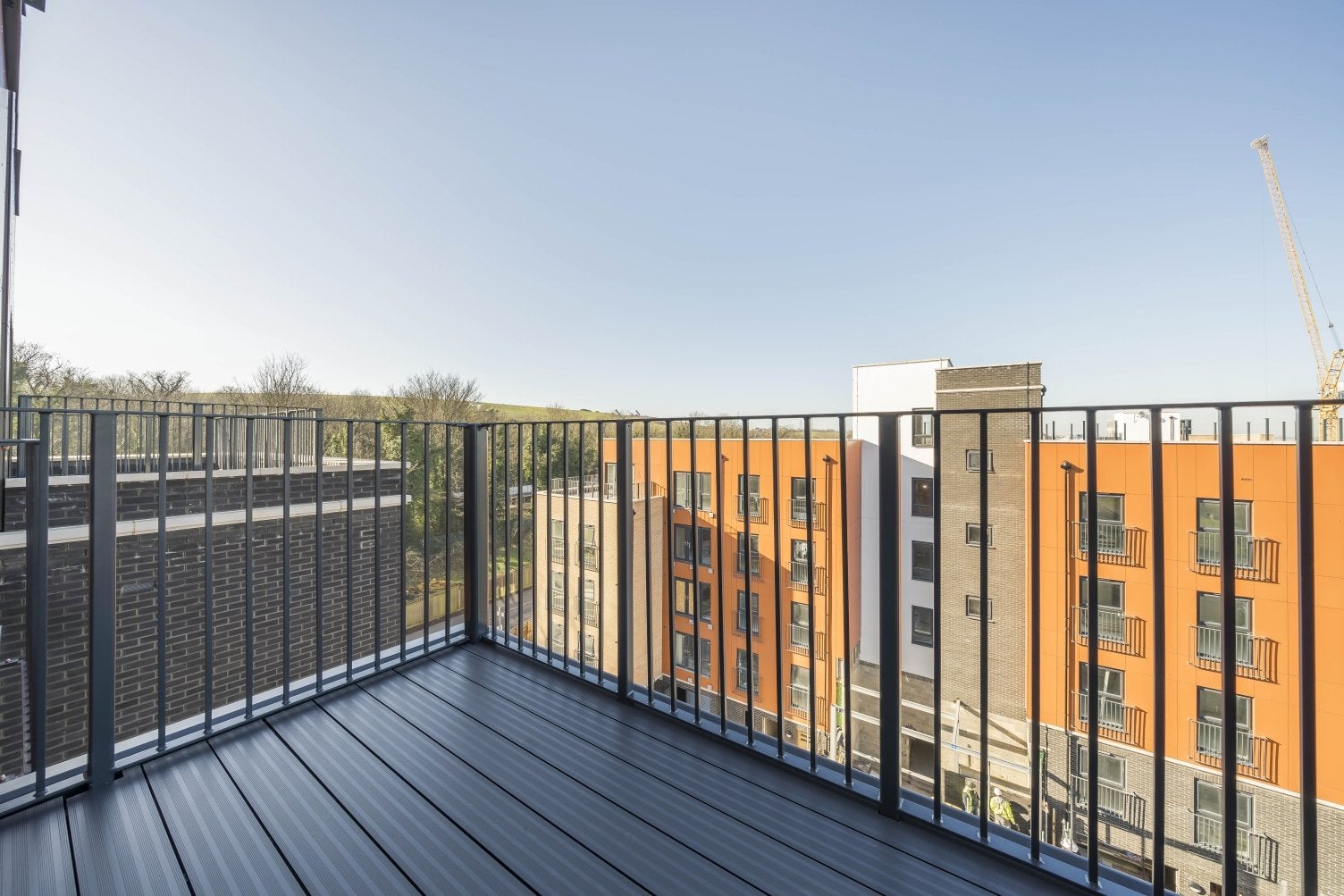 Flat Castleridge Drive in Dartford