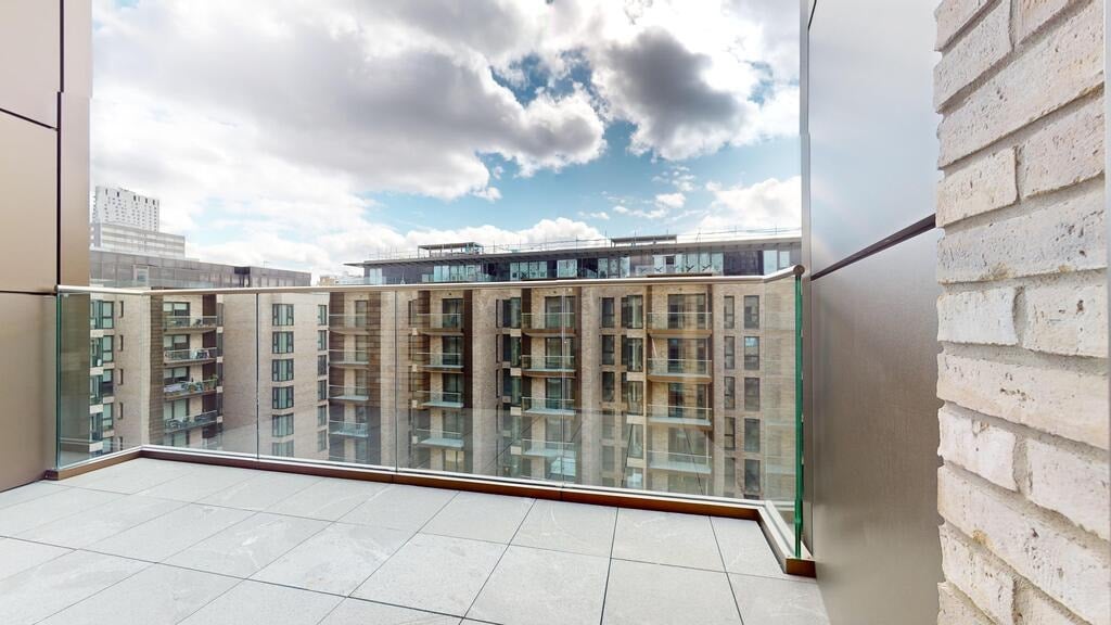 Flat Macclesfield Road in Greater London