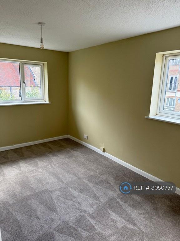 Flat Bevills Place in Fenland District