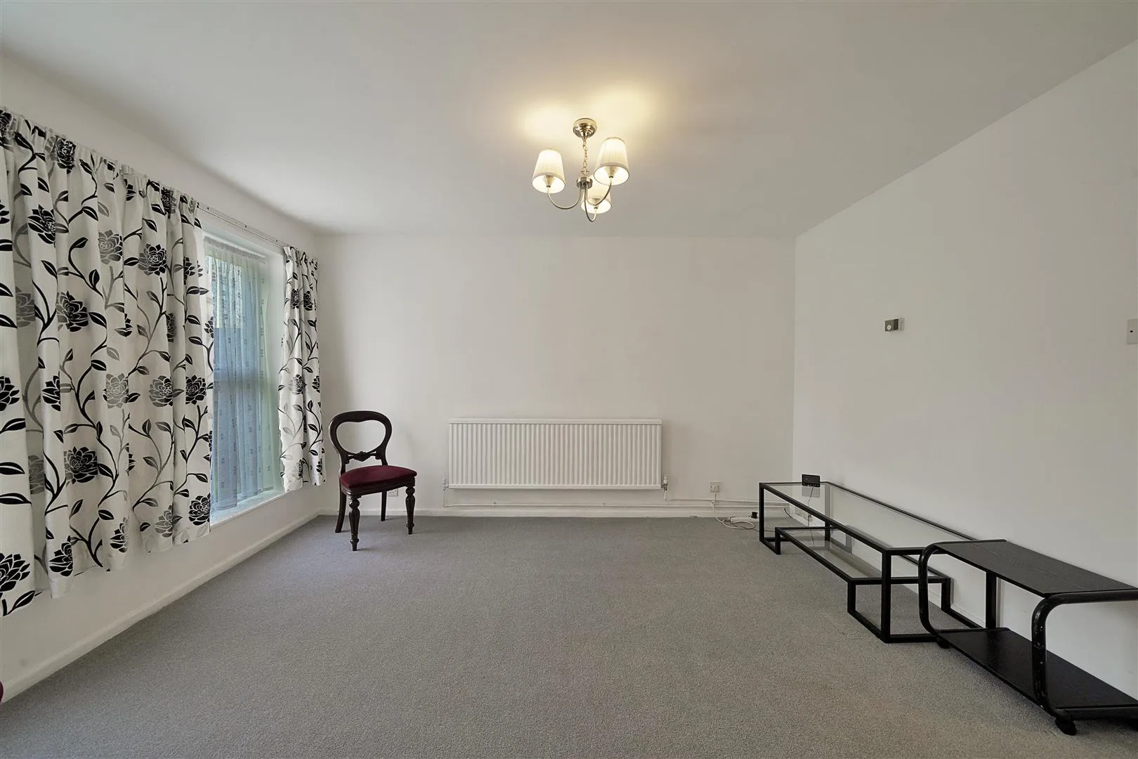 House Rowan Close in Greater London
