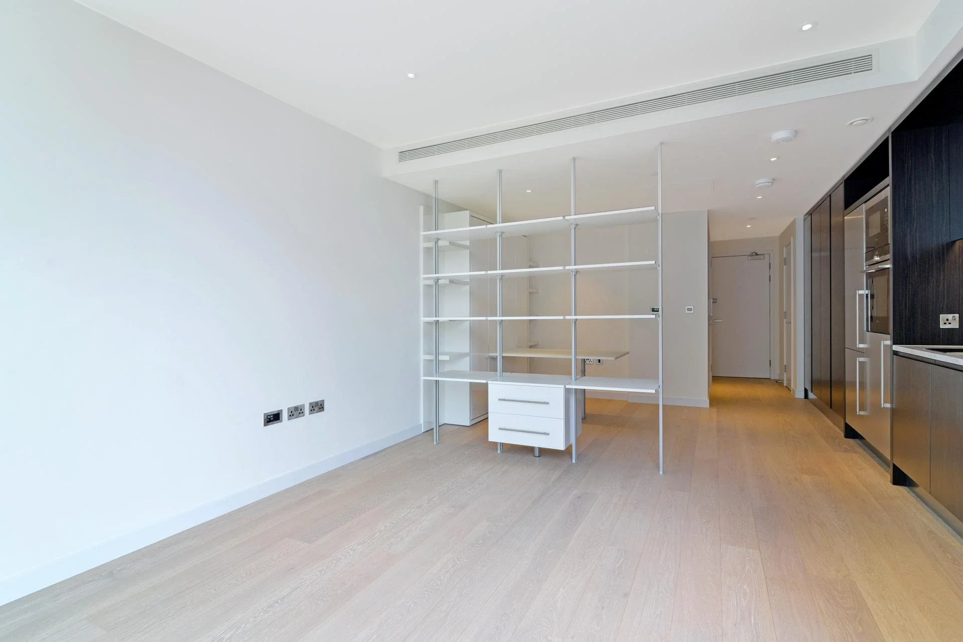 Flat Burdett Road in Greater London
