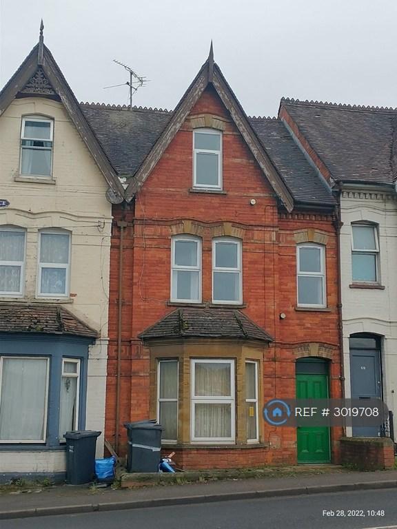 Flat Hendford Hill in Yeovil