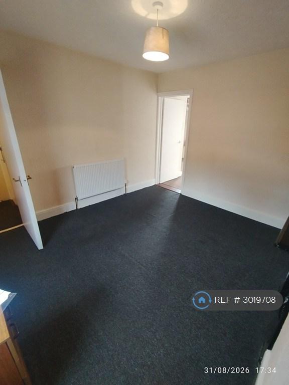 Flat Hendford Hill in Yeovil