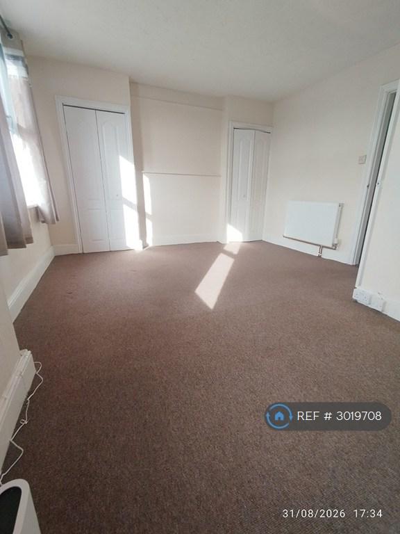 Flat Hendford Hill in Yeovil