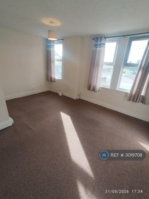 Flat Hendford Hill in Yeovil