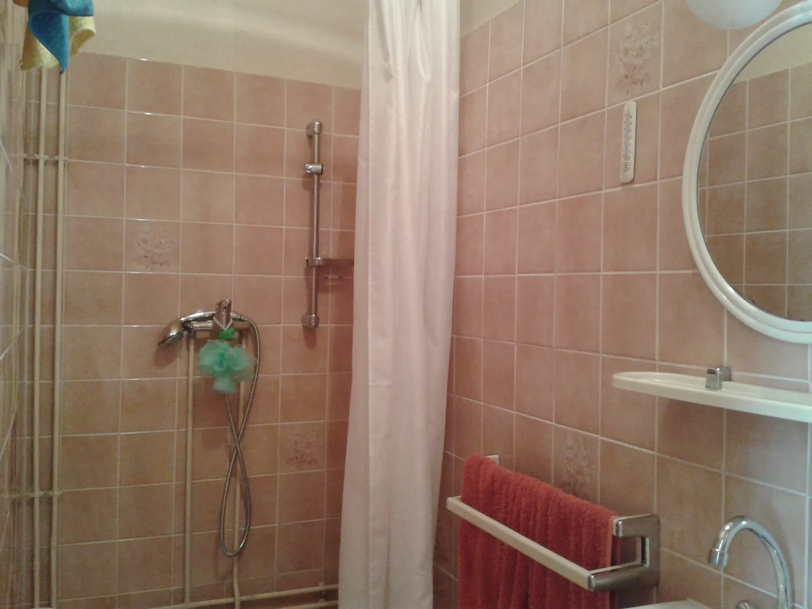 Room Rue Neuve Bergère in Dijon