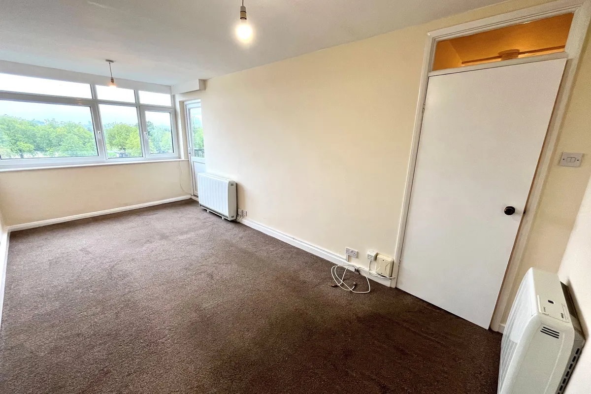 Flat Wilford Lane in Nottingham