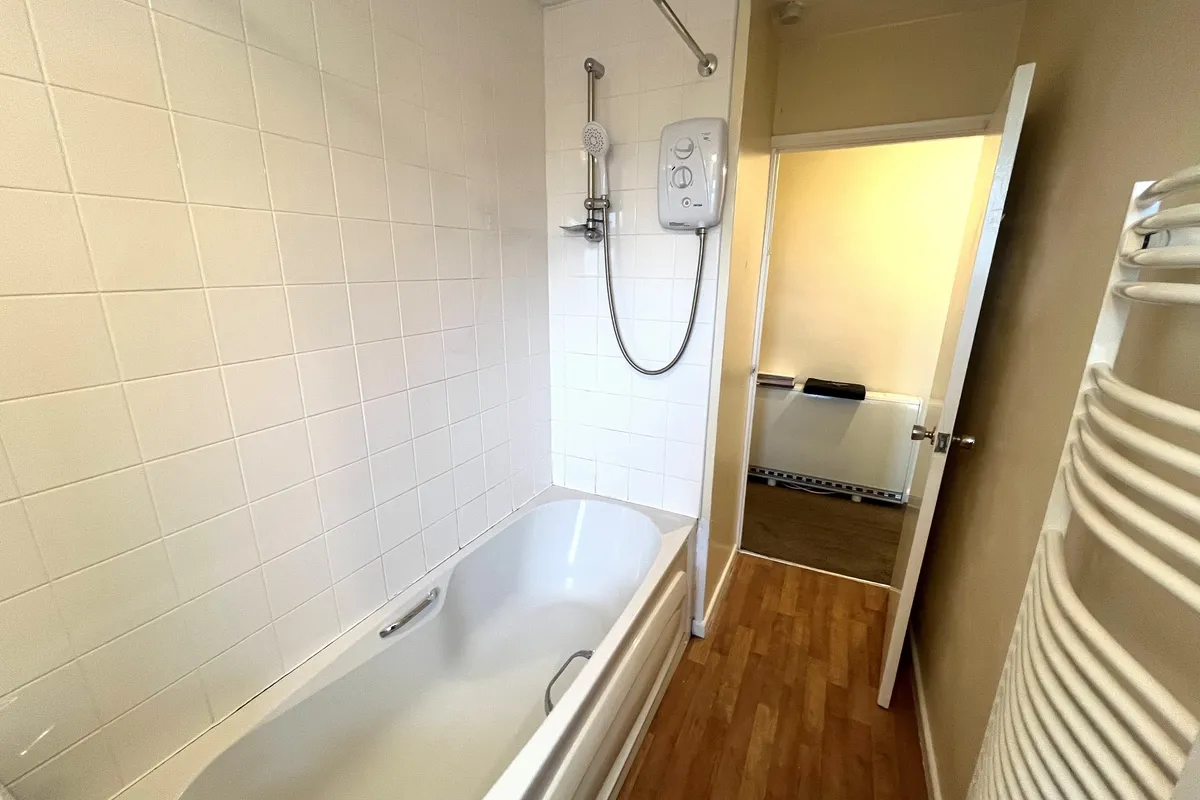 Flat Wilford Lane in Nottingham
