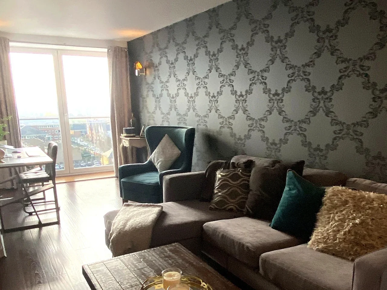 Flat New Road in Brentwood
