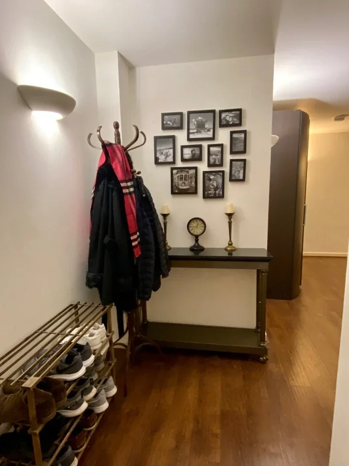 Flat New Road in Brentwood