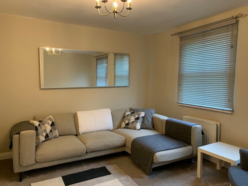 Flat North Front in Southampton