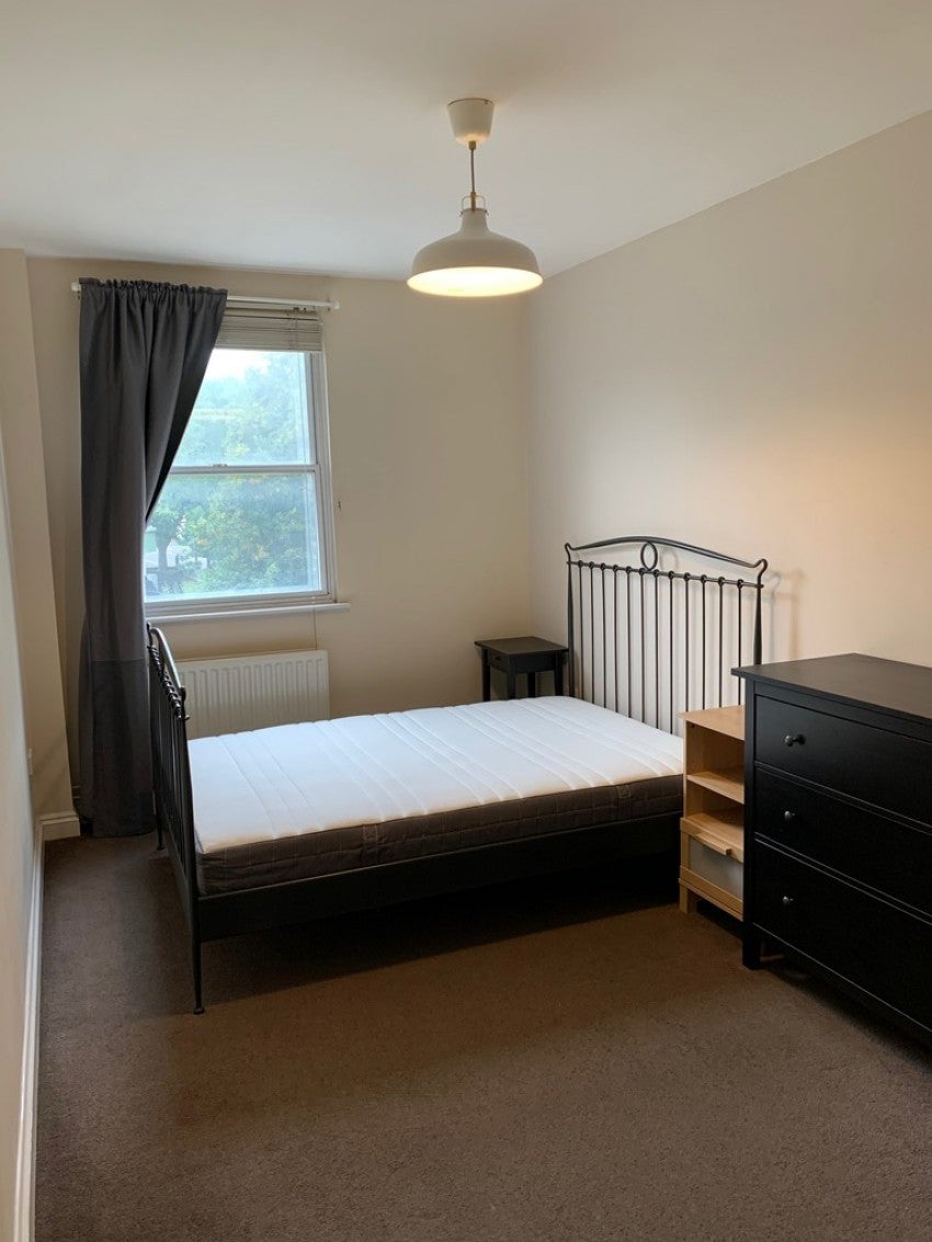 Flat North Front in Southampton