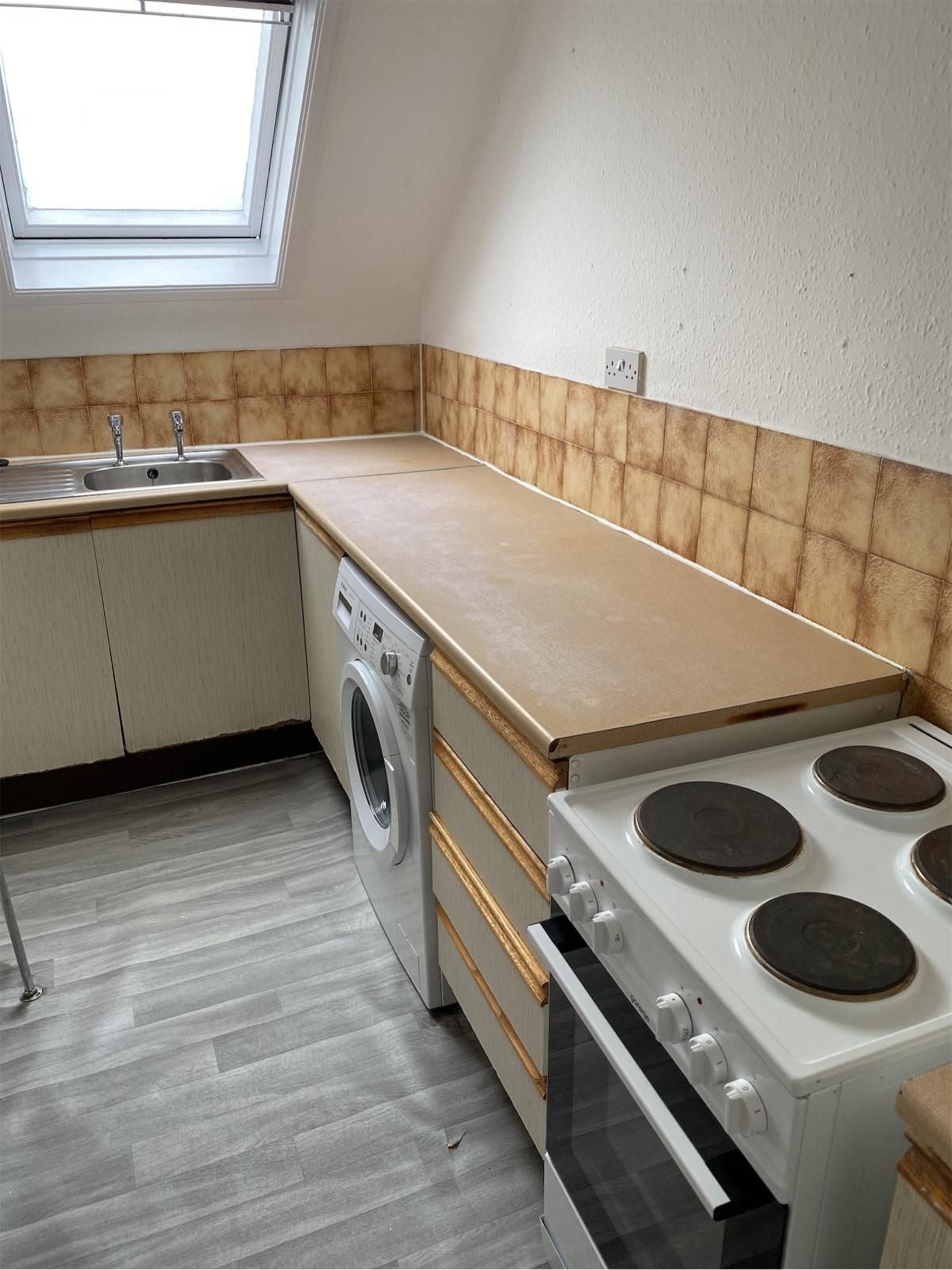Flat Egerton Road in Greater London