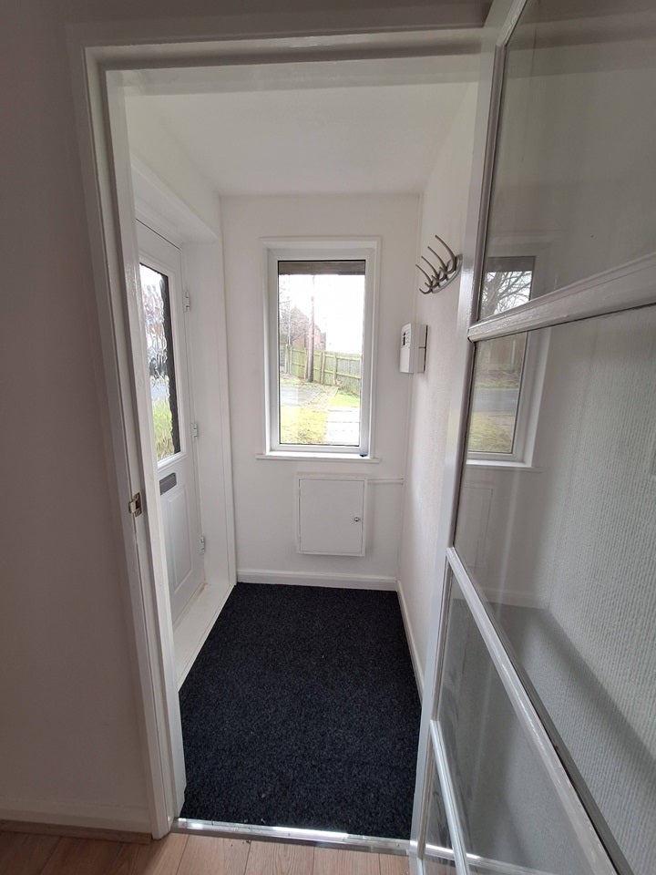House Redhall Cresent in Leeds