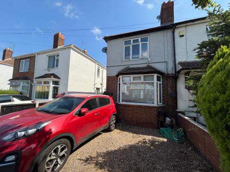 House Carisbrook Road in Nuneaton and Bedworth