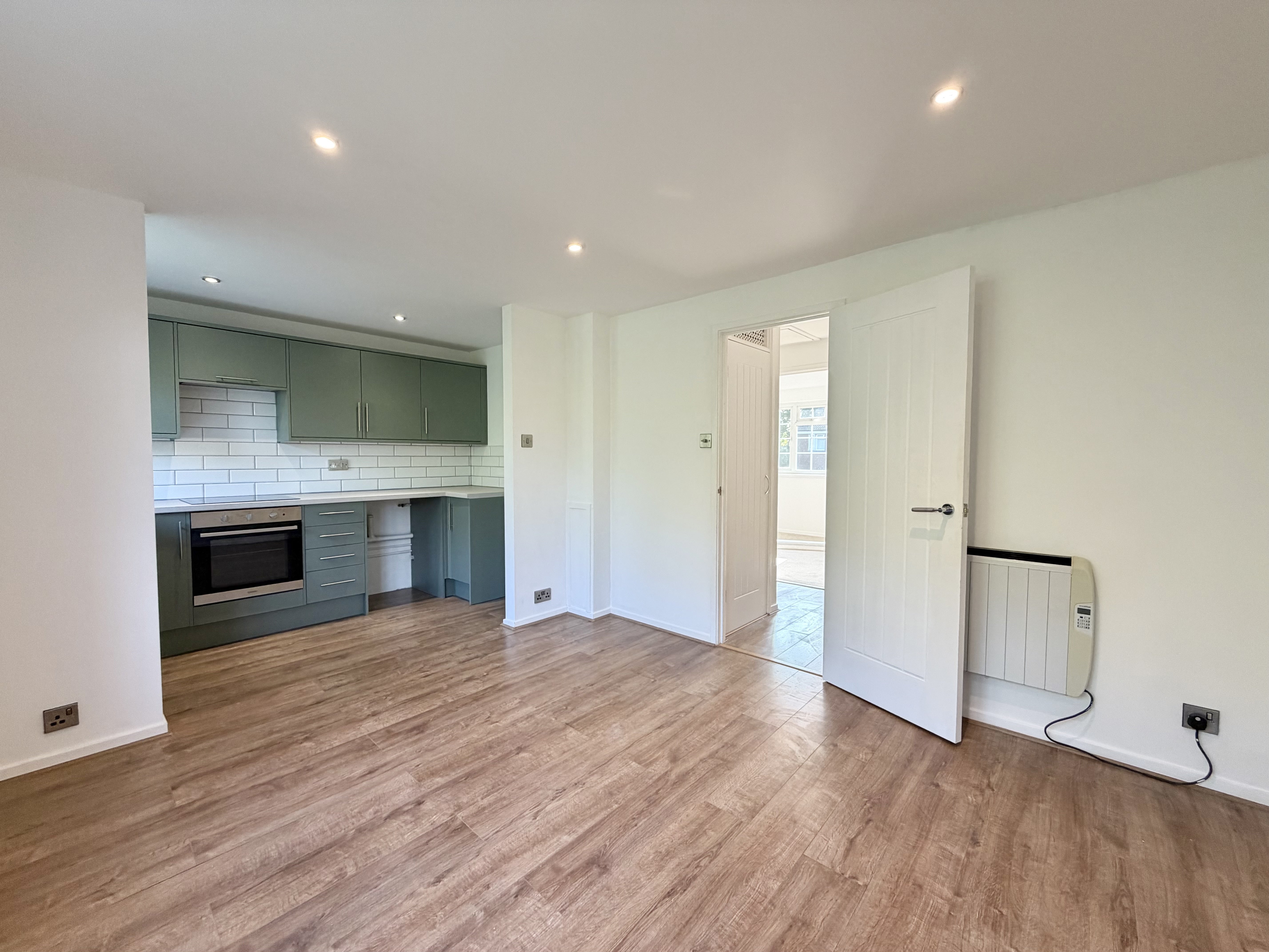 Flat Meadvale in Horsham