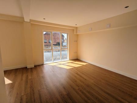 Flat Newland Street in Kettering
