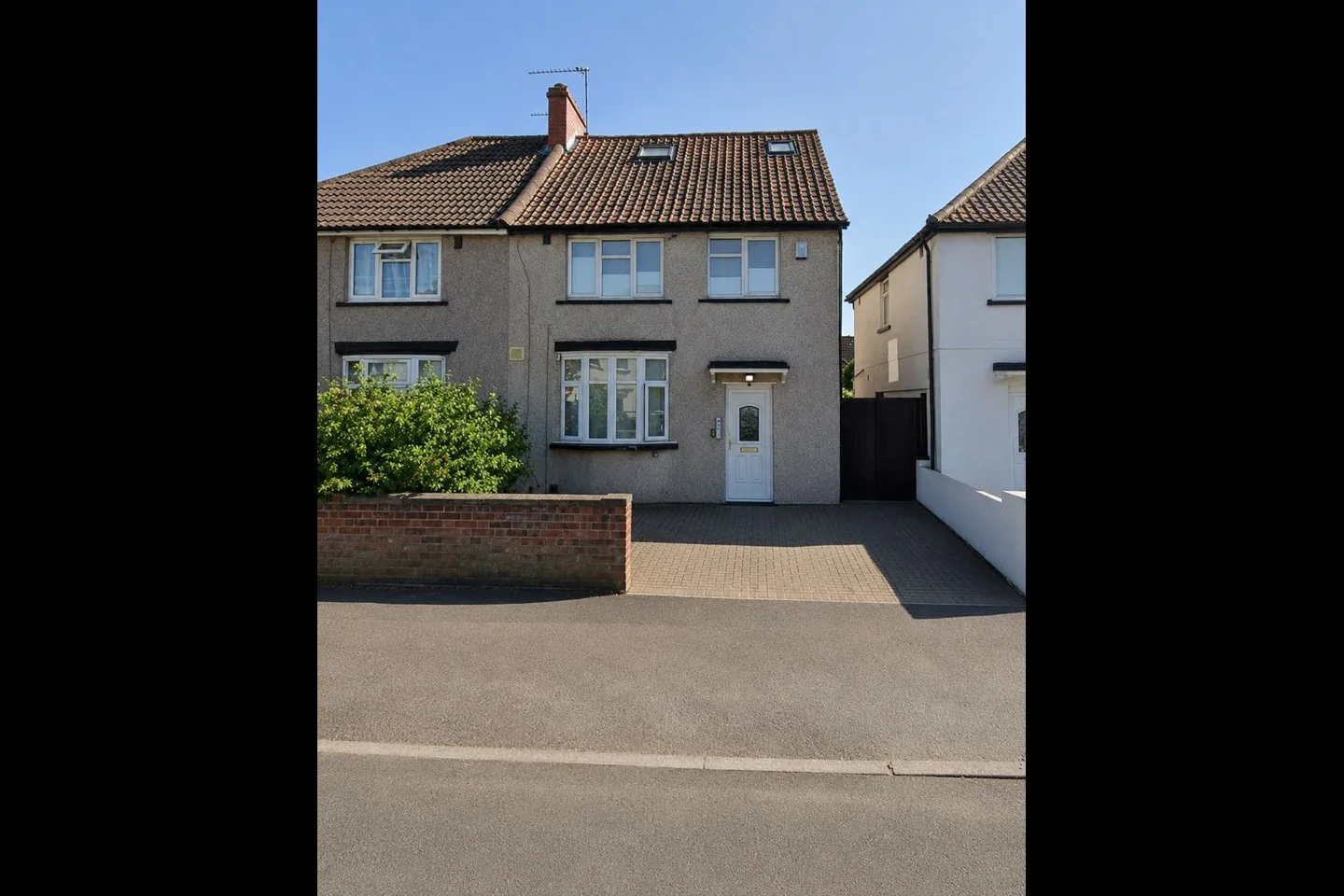 Flat Princes Road in Greater London