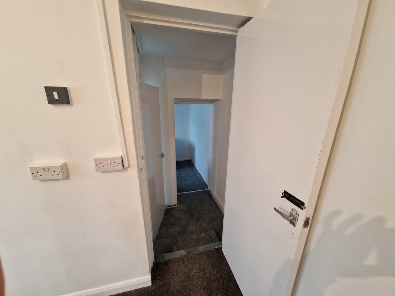 Flat Wimborne Road in Luton