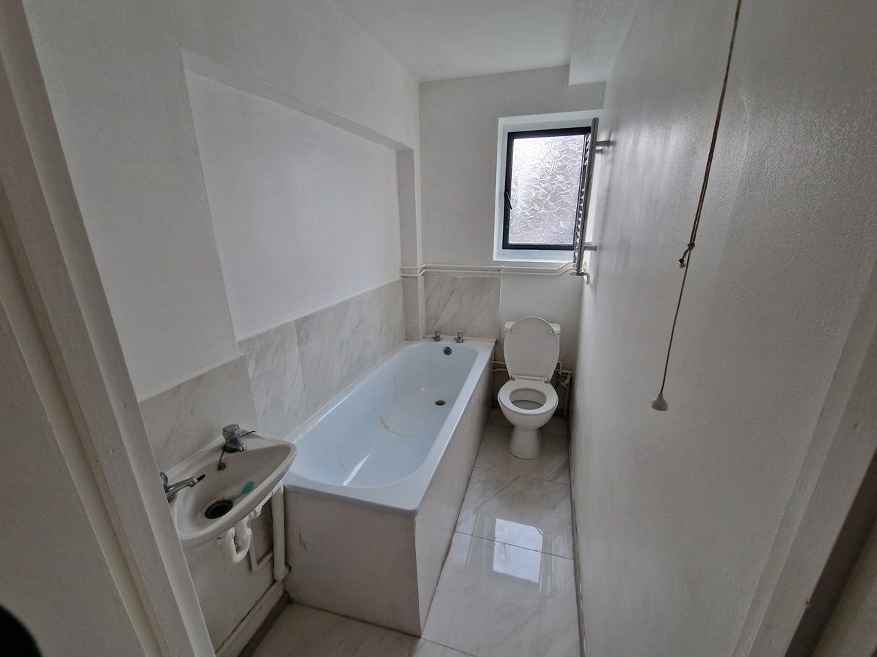 Flat Wimborne Road in Luton
