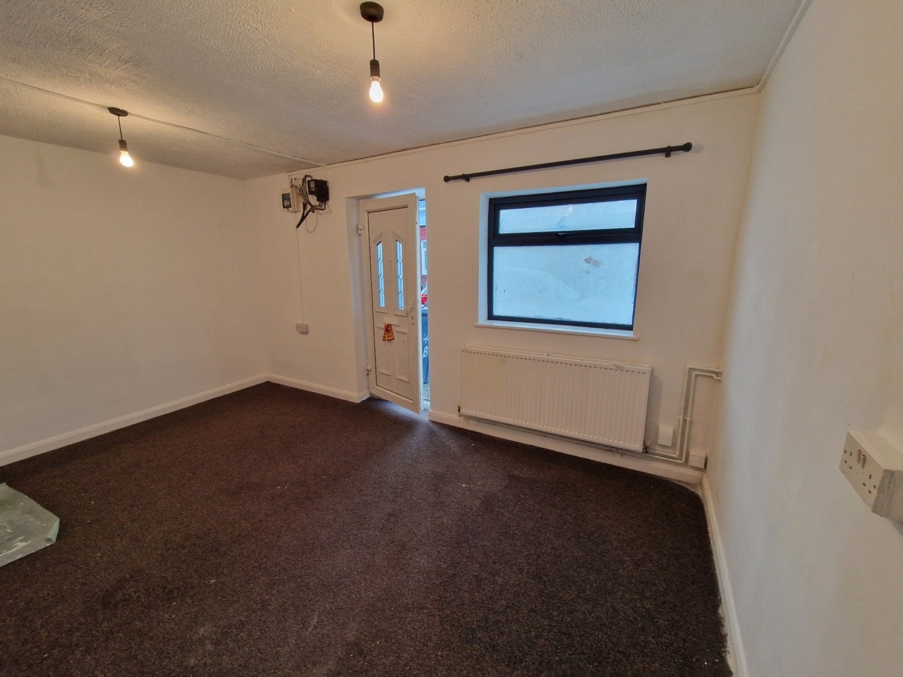 Flat Wimborne Road in Luton
