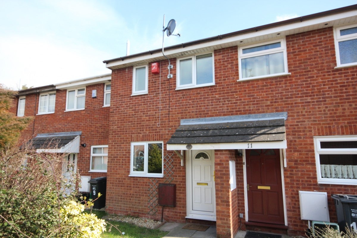 House Spencer Close in Bridgwater