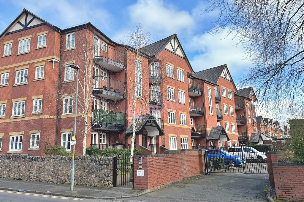 Flat Hagley Road in Birmingham