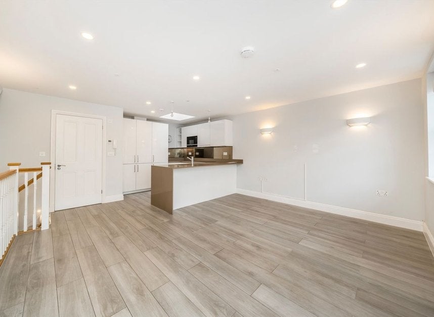 Flat Sefton Street in Greater London