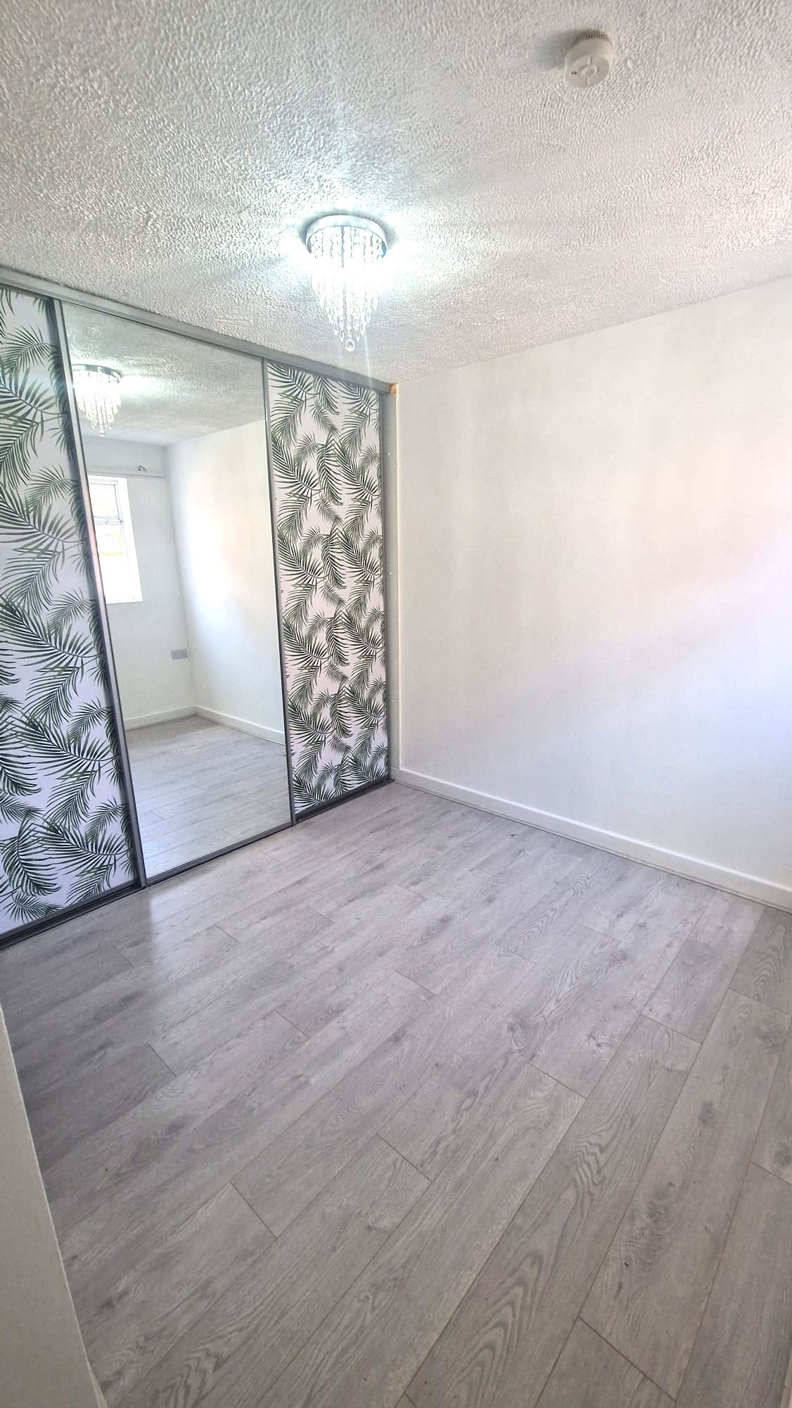 Flat Pensby Road in Thingwall