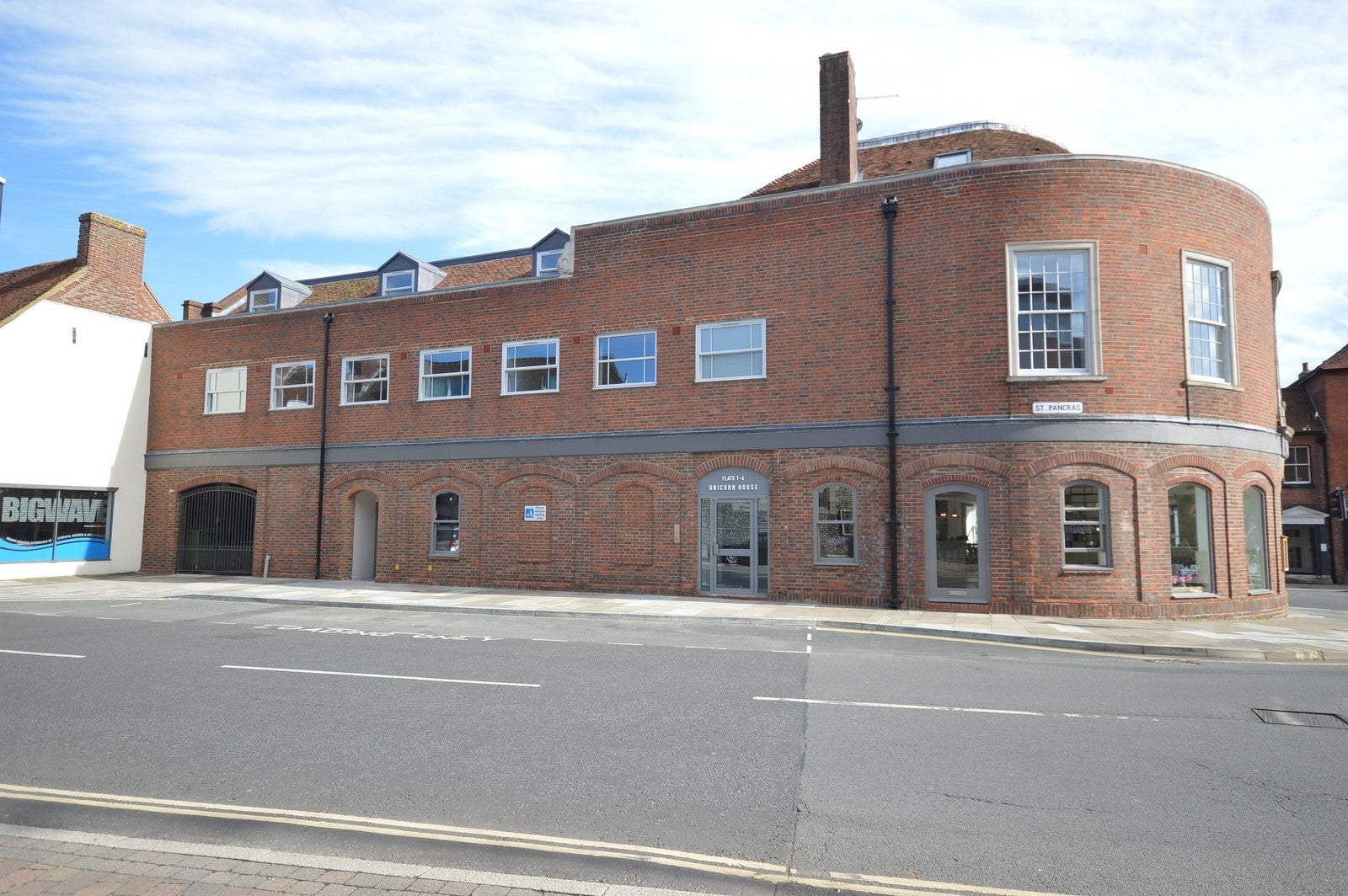 Flat The Hornet in Chichester