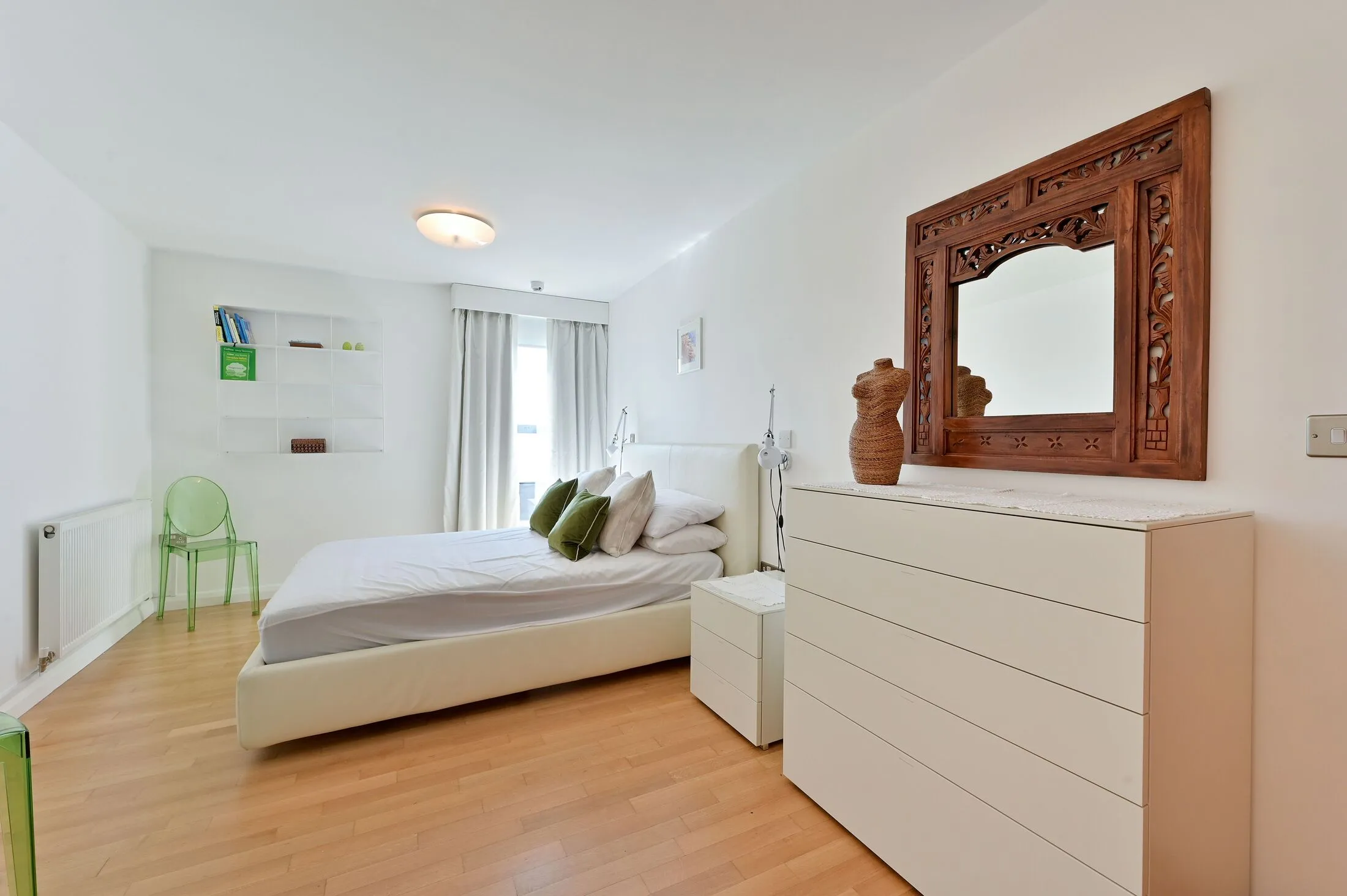 Flat The Broadway in Greater London