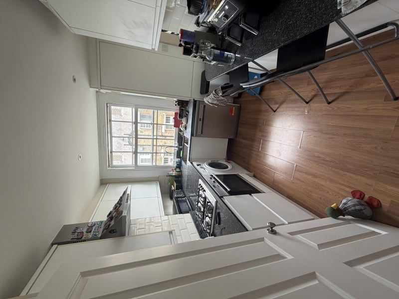Room Matthews Street in Greater London