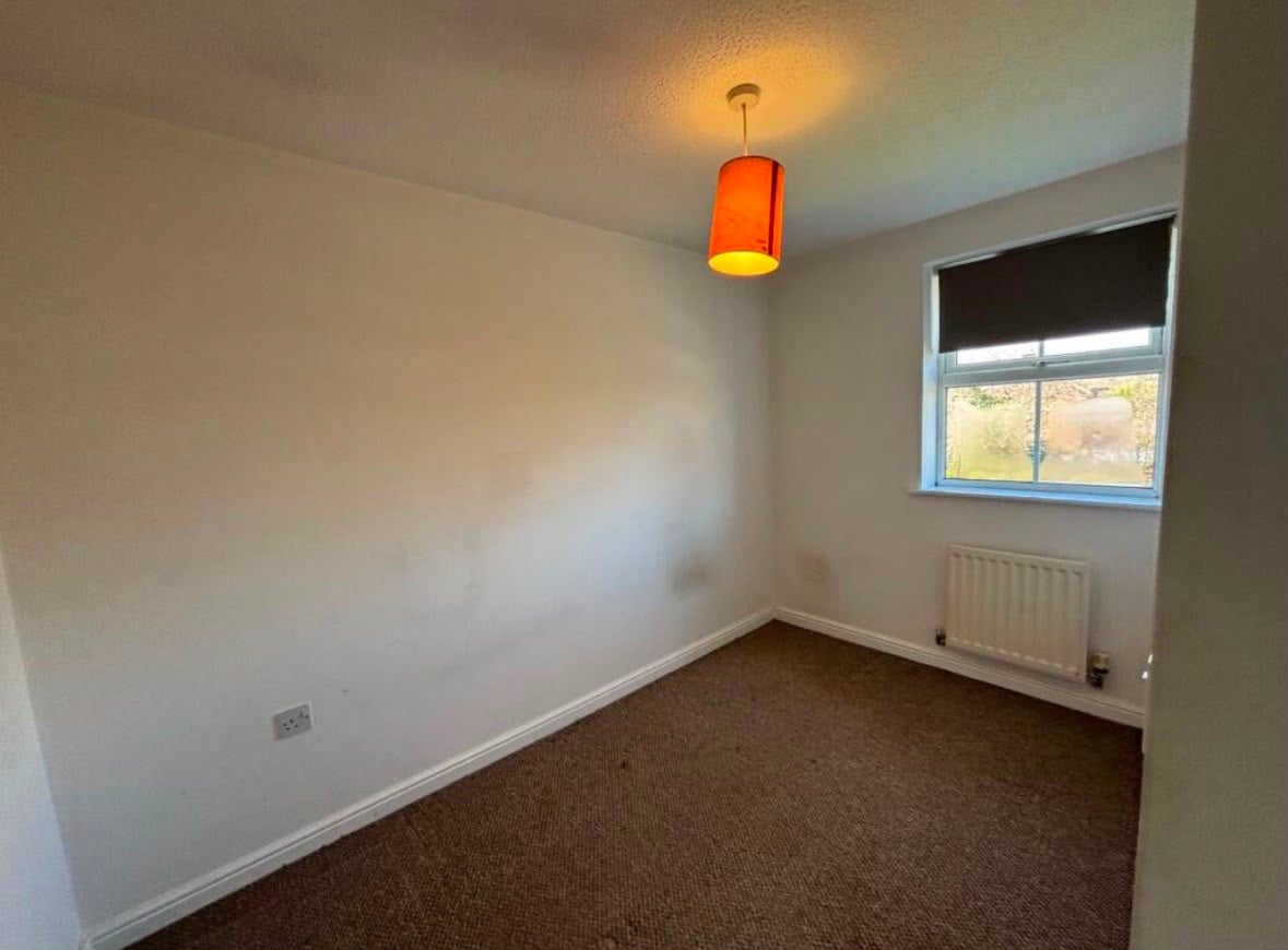 House Buttershaw Drive in Bradford