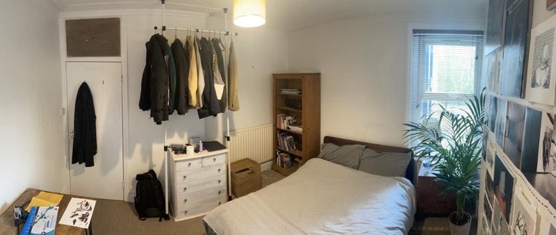 Room Bushey Hill Road in Greater London