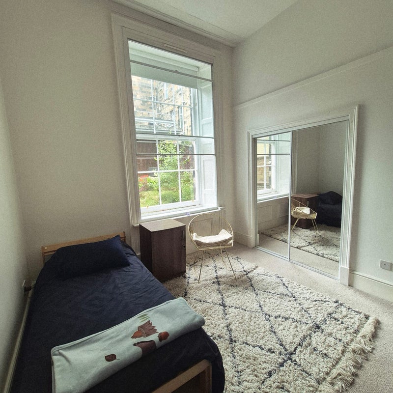 Room St Vincent Street in Glasgow