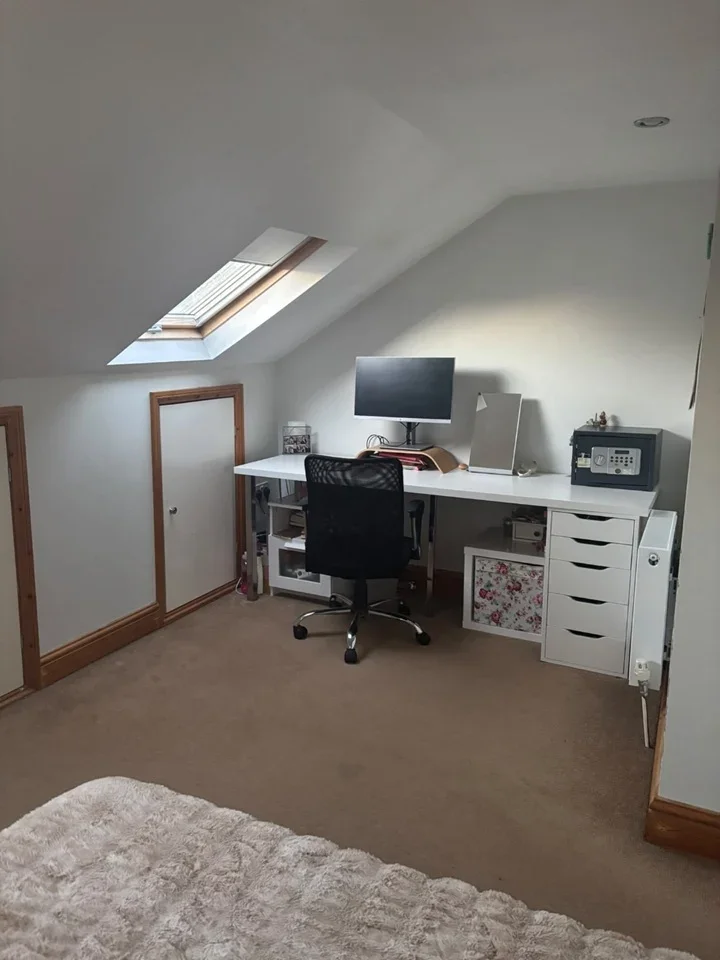 Room Macdonald Road in Greater London