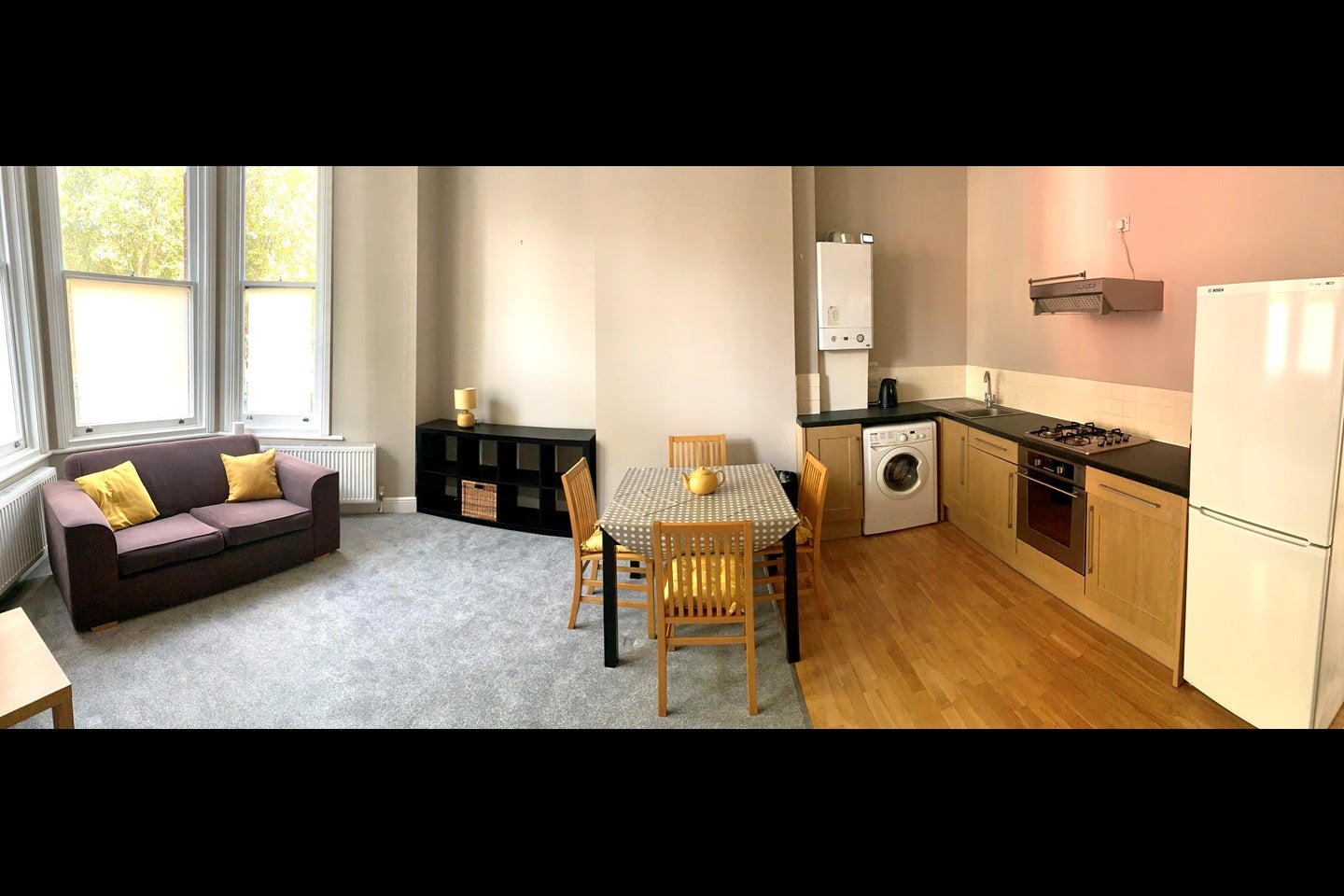 Flat Christchurch Road in Greater London