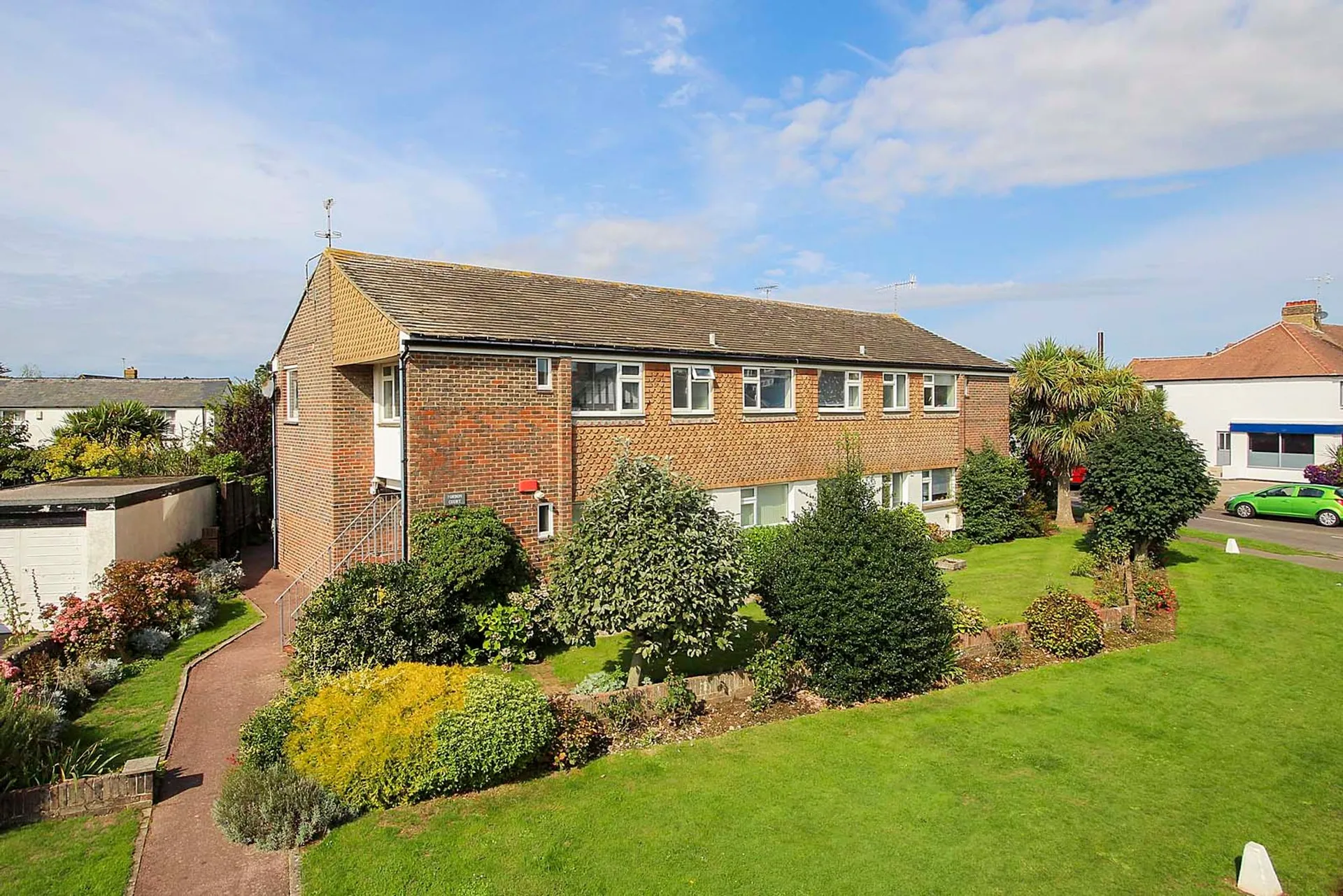 Flat Seaview Road in Arun